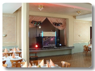 DJ Entertainment für Niedersachsen. Günstige Festpreise für Hochzeit, Geburtstag, Polterabend, ... in und ca. 100 km um Hannover. DJ Entertainment für Niedersachsen. Günstige Festpreise für Hochzeit, Geburtstag, Polterabend, ... in und ca. 100 km um Hannover.